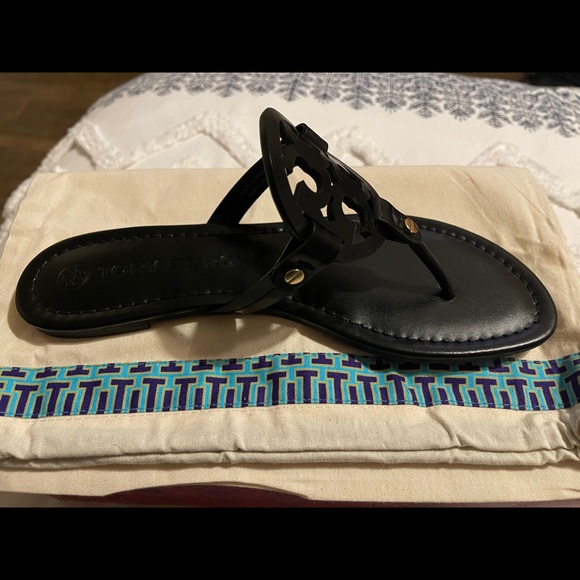 Brand new black Tory Burch sandals size 9 - Picture 6 of 10